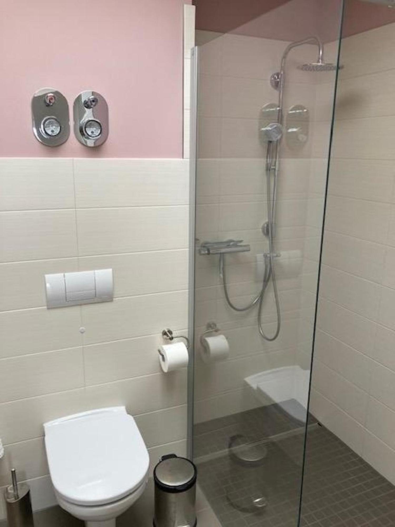 Ferienwohnung Troge In Greifswald Bagian luar foto